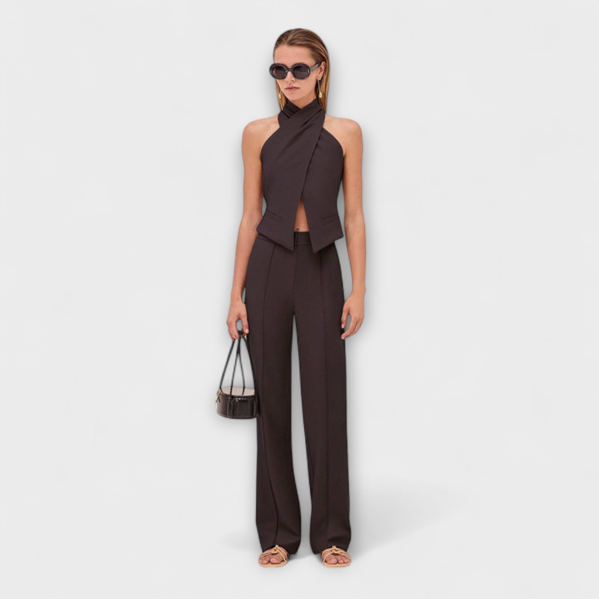 Juni - Crisscross Halterneck Tanktop