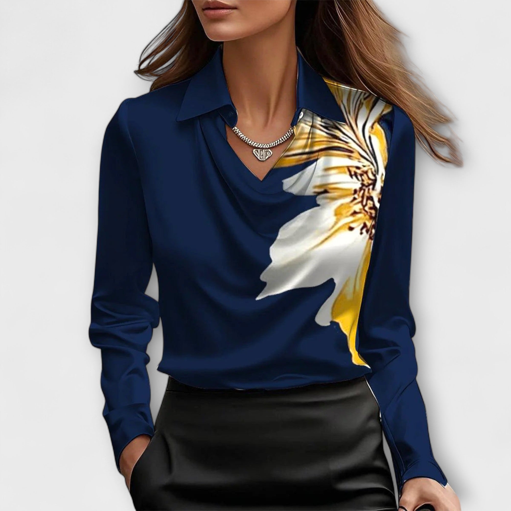 Skinande Blus med Volangkrage
