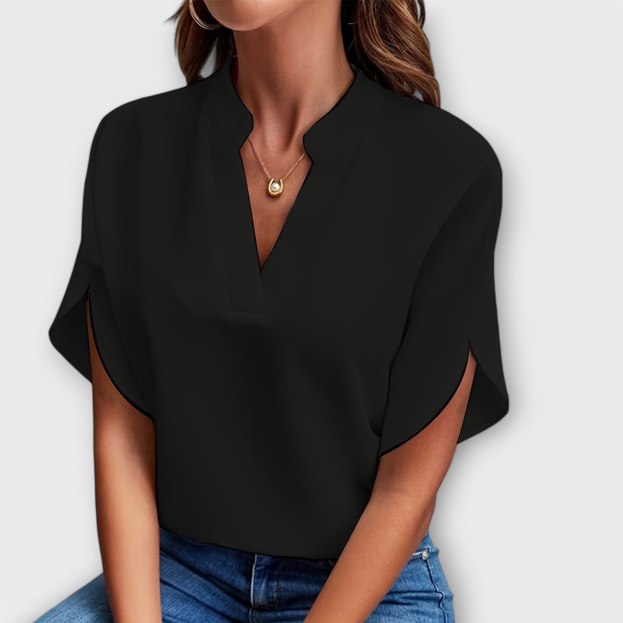 Vivi - Elegant, Lättvikts Blus för Kvinna
