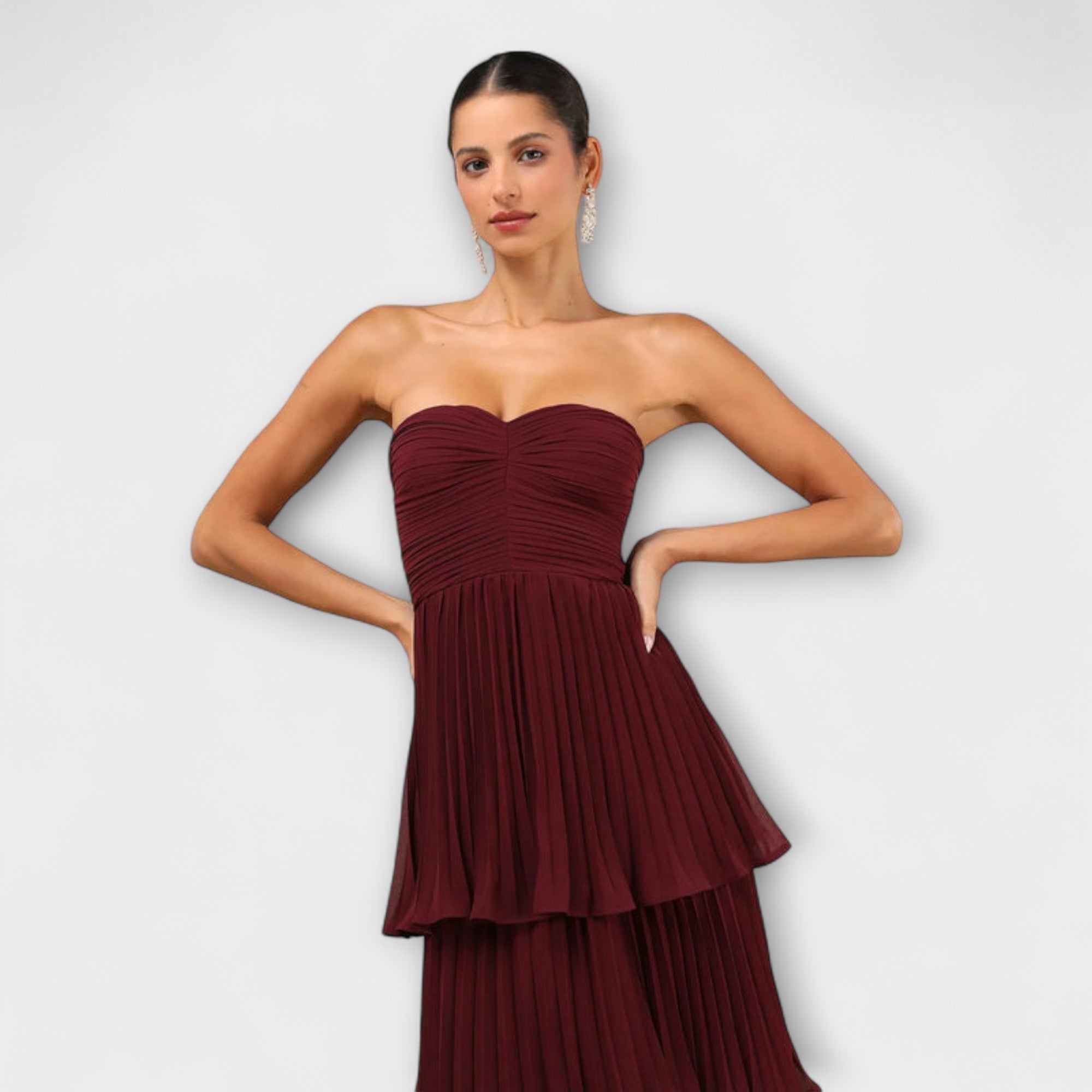 Lorena - Off-shoulder lagerad maxiklänning
