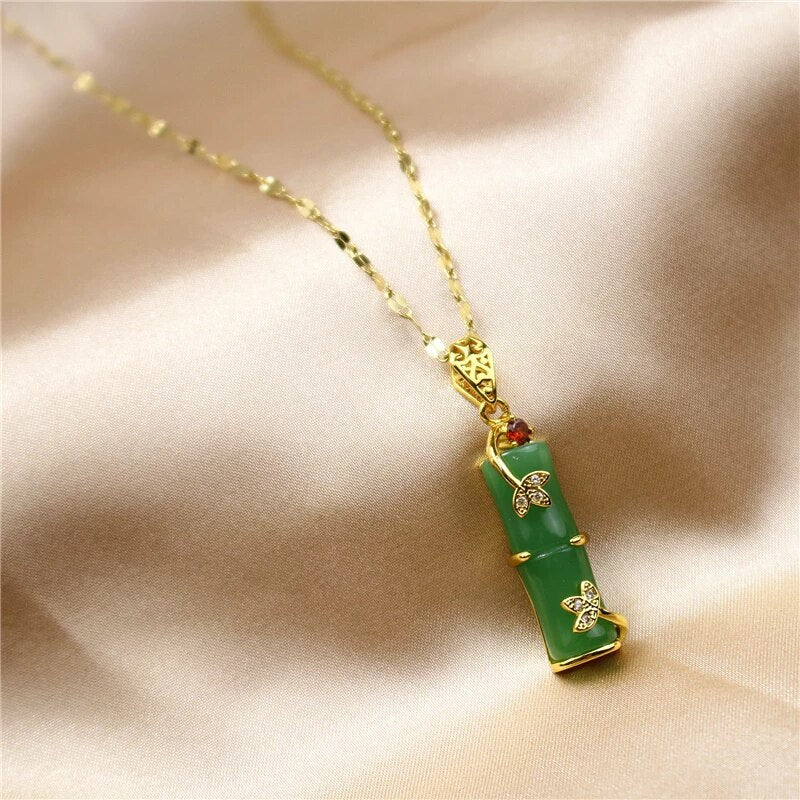 Jade Amulett Halsband