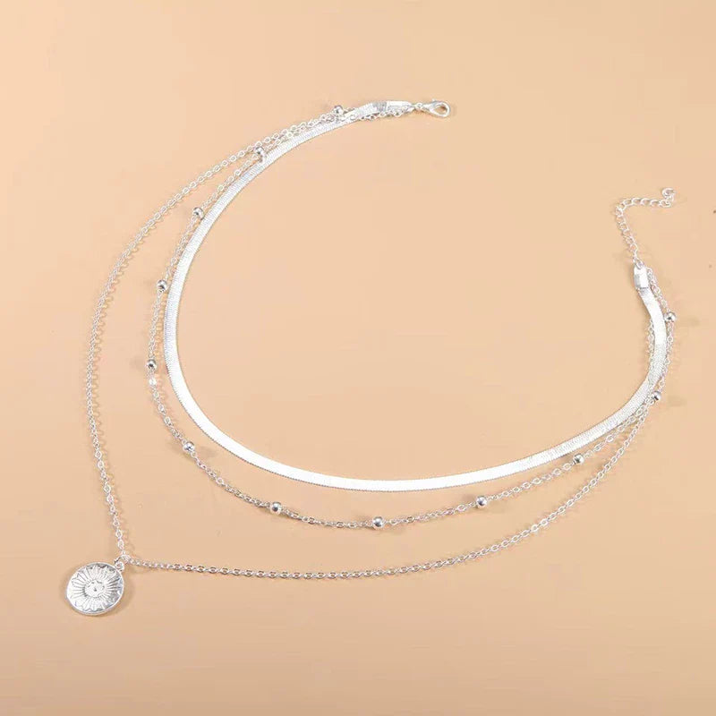 Tredubbel Halsband