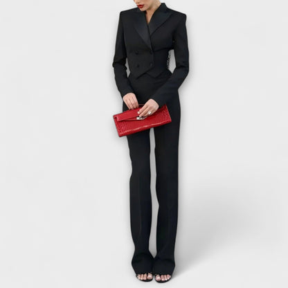 Noa - Svart pärlprydd rygglös kort blazer set