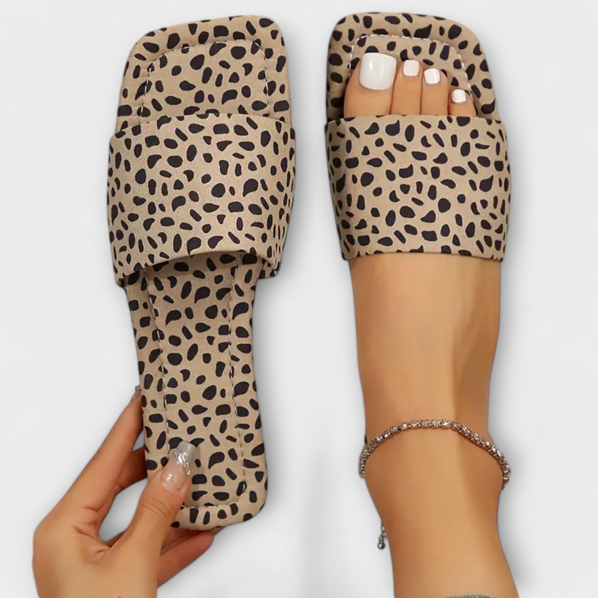 Platta Tofflor med Leopardmönster