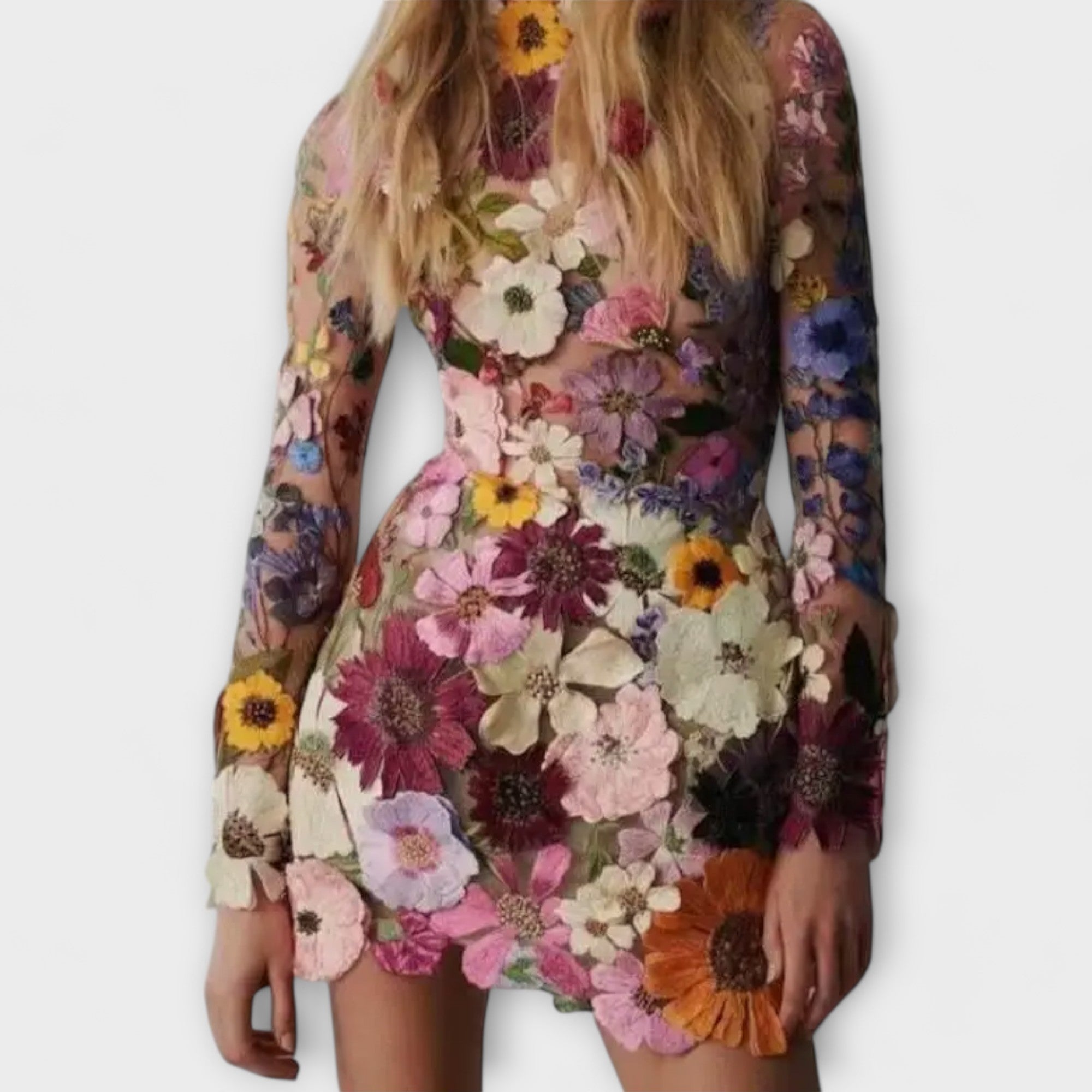 Dolores - Klänning med 3D-blommönster