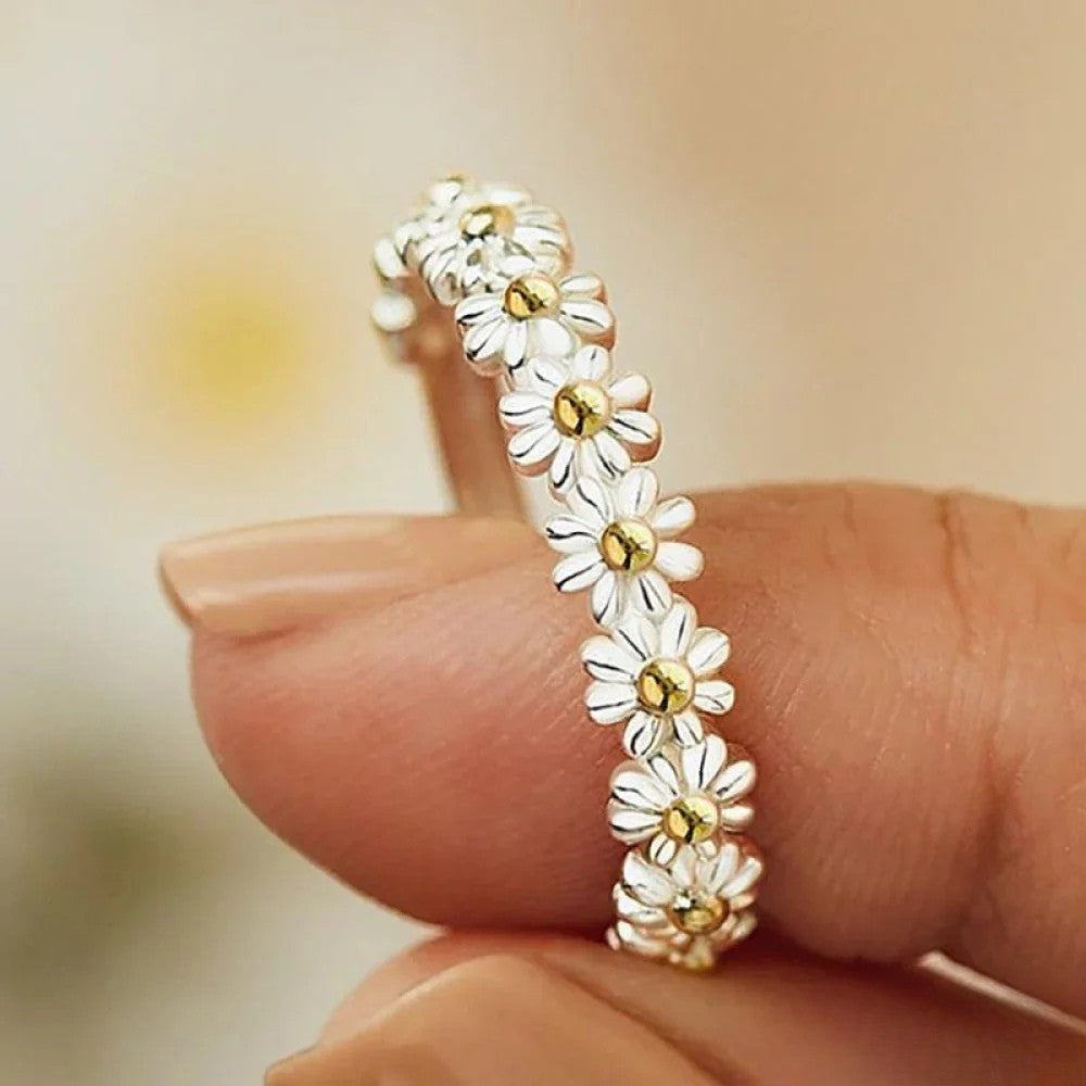 Justerbar Silvering med Handmålad Emalj Daisy