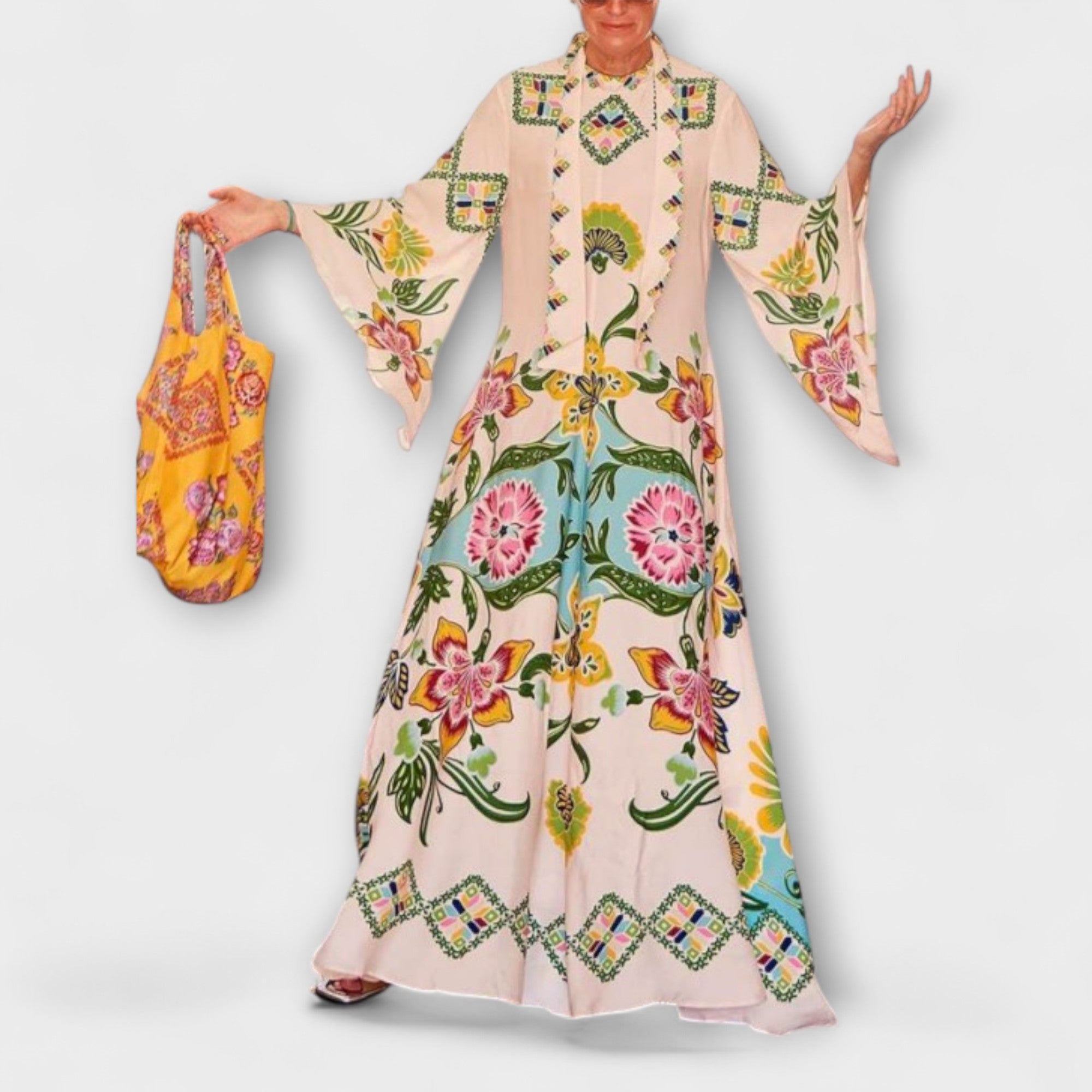 Lisa - Elegant Maxi Klänning med Blommönster och Flödande Design