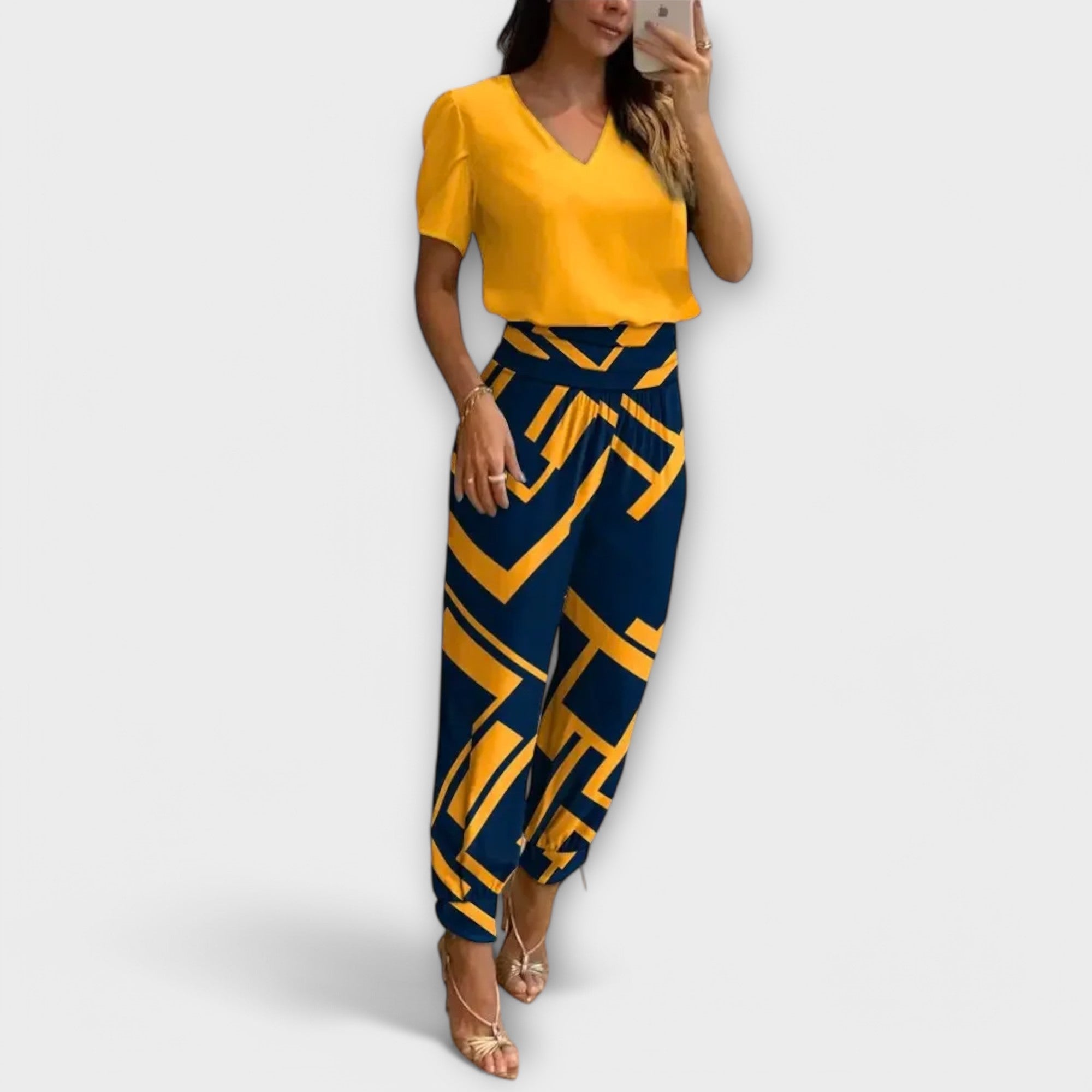 Irmelin – Elegant Set med Topp och Byxor