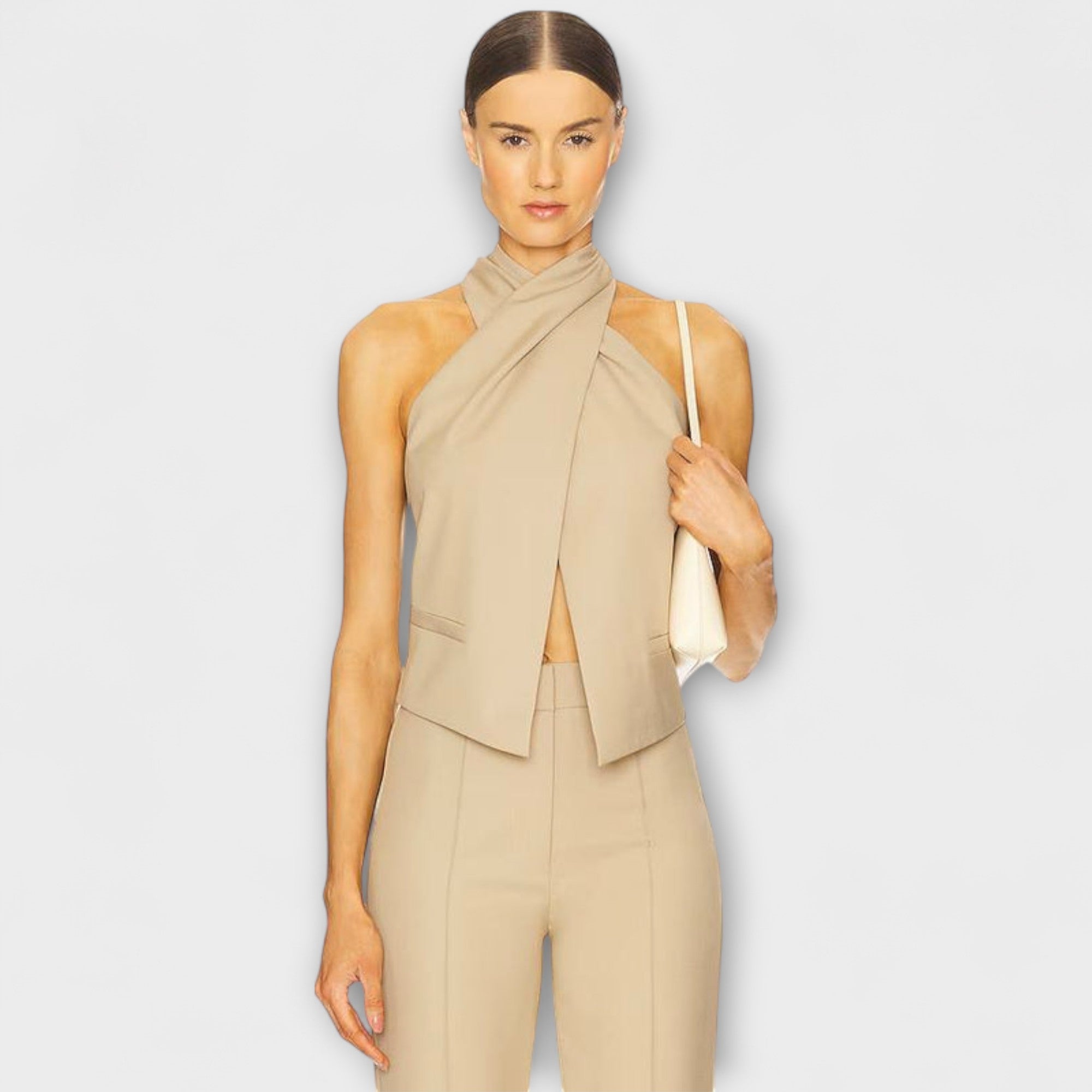 Juni - Crisscross Halterneck Tanktop